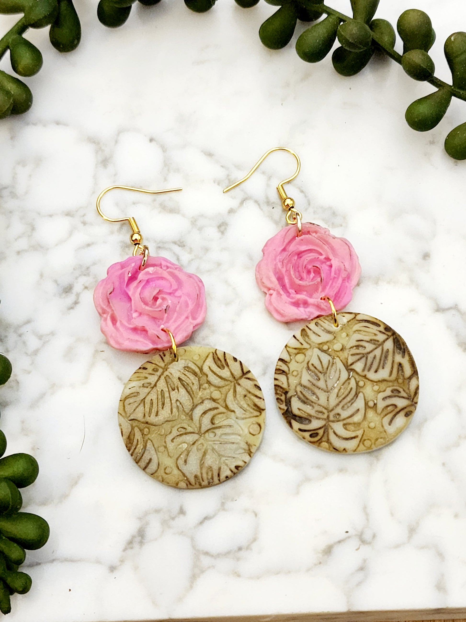 Pink daisies lightweight polymer clay earrings